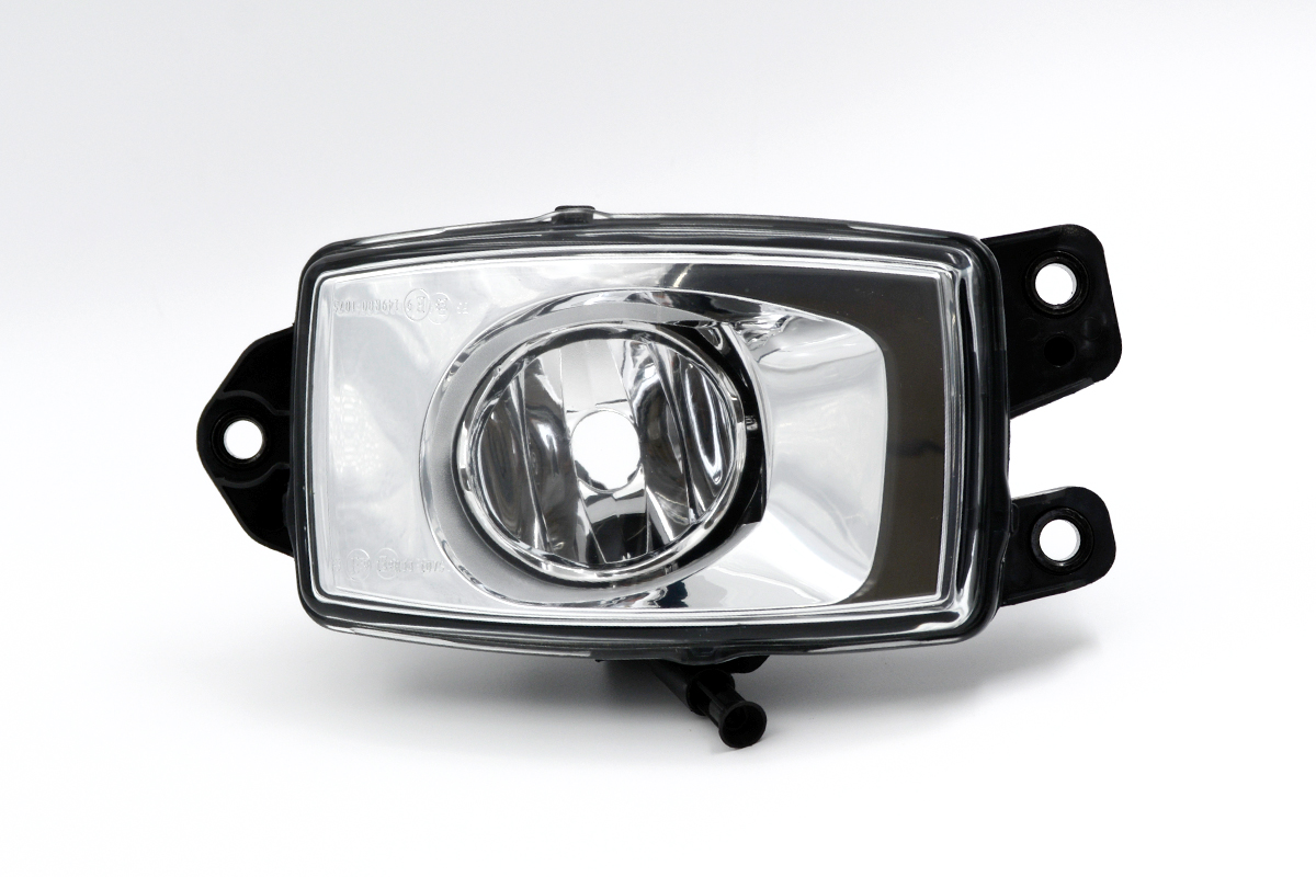 Фара противотуманная RENAULT PREMIUM 3 правая 2015 > (OEM 7482252916 R)