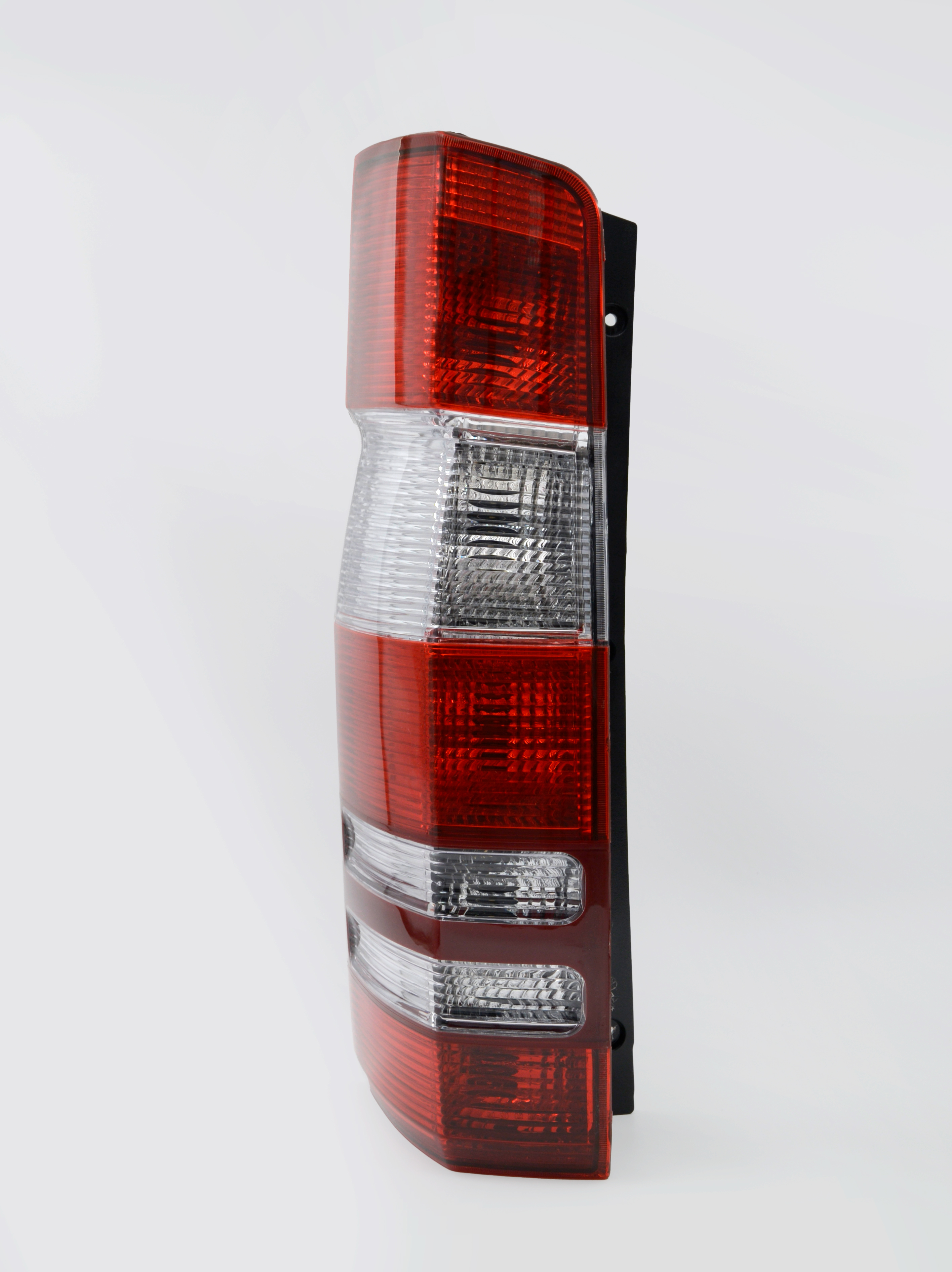 Фонарь задний MERCEDES SPRINTER левый (OEM 9068200164 L)