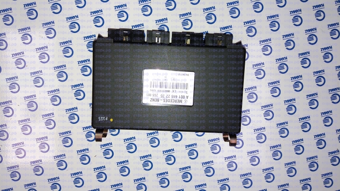 Блок управления двигателем A0014462235 (старый номер A0004465235)