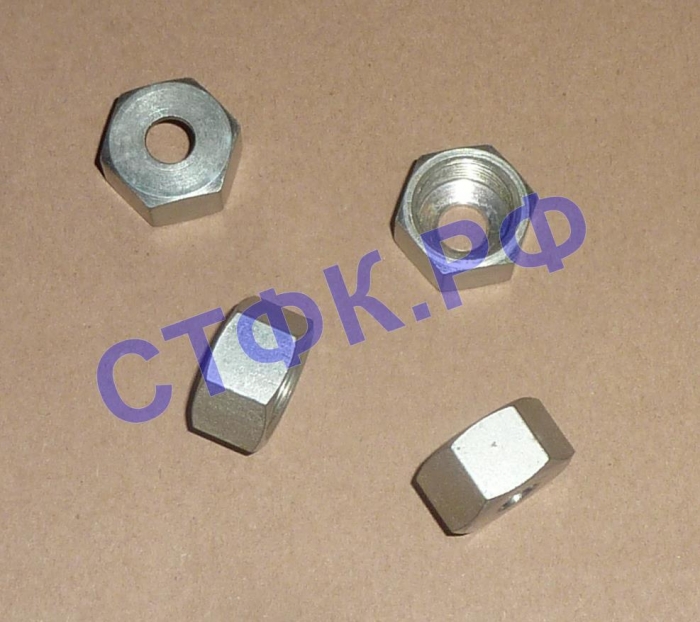 ЯЯГайка соединительного шланга подкачки