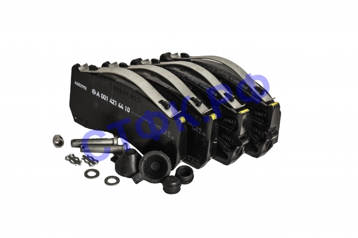 Комплект колодок тормозных A0084206620 