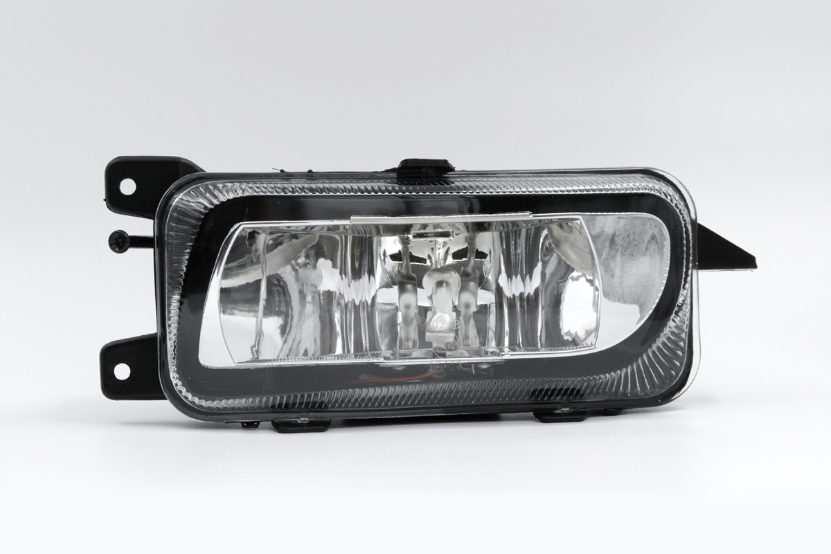 Фара противотуманная MERCEDES ACTROS MP2-MP3 левая 2003-2011 (OEM 9438200056 L)
